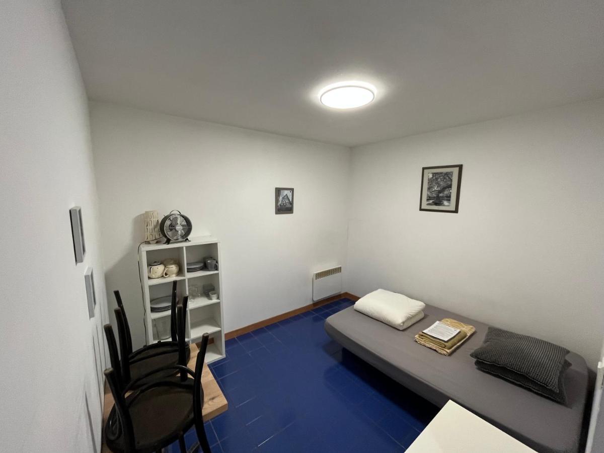 Studio T1 Cv - Calme Avec Cour Montpellier Exterior photo